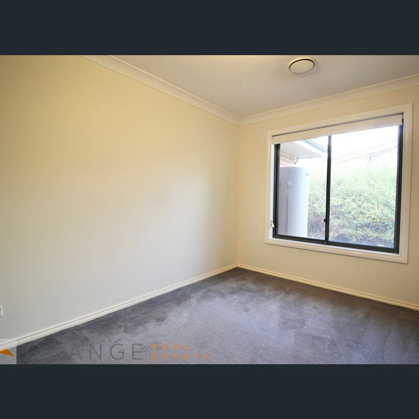 17 Agland Crescent, Orange, NSW 2800 - Photo 1
