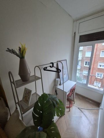 Carrer de Buenos Aires, Barcelona, Catalonia 08029 - Photo 3