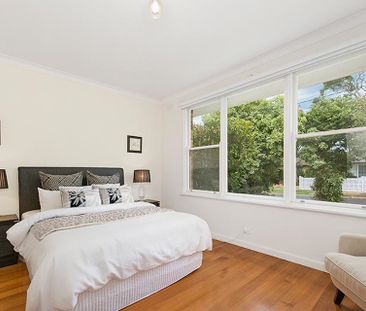 57 Evan Street, Parkdale. - Photo 2