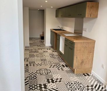 Location Appartement 2 pièces Meublé 41m² MONT DE MARSAN 40000 - Photo 2