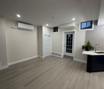 For Lease - 7 SUTTONRAIL Way, Whitchurch-Stouffville, Ontario - Photo 3