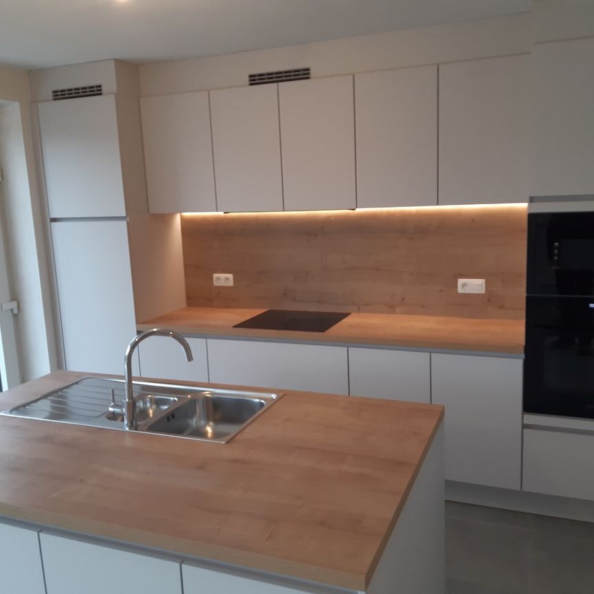 Huis te huur in Gontrode - Photo 1