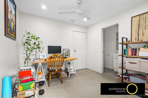 Modern 3-Level Townhouse in Boutique Complex - Photo 1