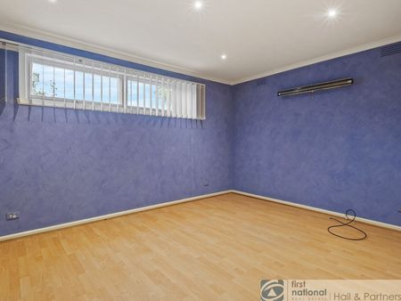 Corner Block - Photo 5