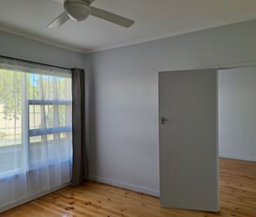 Fully Renovated 2 Bedroom Unit in Prime Seacliff Park Location - Photo 3