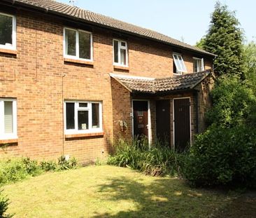 Bankside, Woking - Photo 5