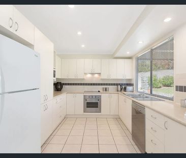 Low Maintenance Family Home - Photo 6