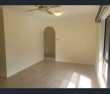 Spacious 4‑Bed Family Home on Quiet Court in Hillcrest – Ready to Rent - Photo 3