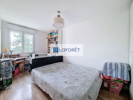 House - Photo 2
