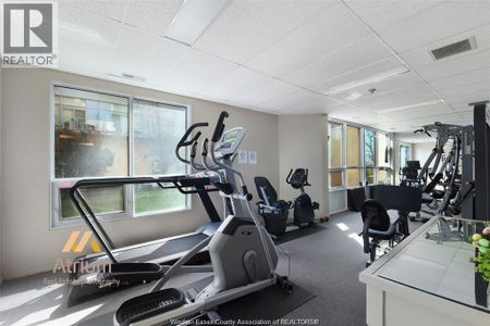 For Lease - 4789 RIVERSIDE Drive Unit# 1006, Windsor, Ontario - Photo 3