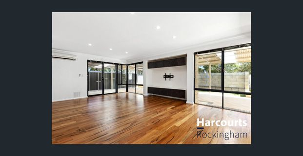 SUPERSIZED LUXURY HOME - Photo 1