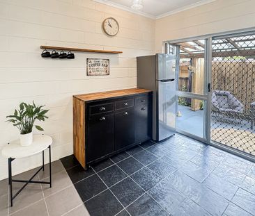 Fully Furnished & Self-Contained Oasis! - Photo 6