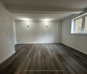For Lease - 945 Yonge Street, Barrie, Ontario - Photo 2