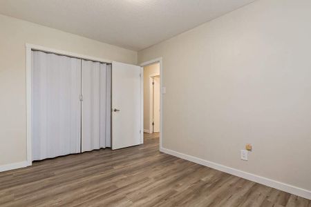 1 Bedroom - Photo 3