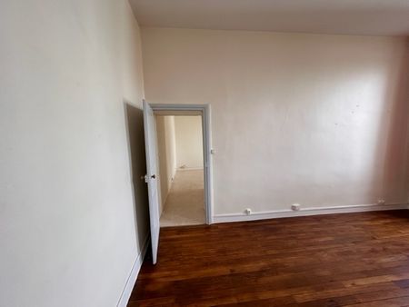 Location Appartement 2 pièces 43m² - Photo 5