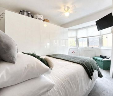 2 bedroom terraced house to rent - Photo 4