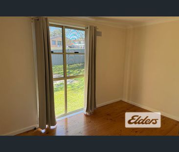 14 Peter Street, Rutherford, NSW 2320 - Photo 4
