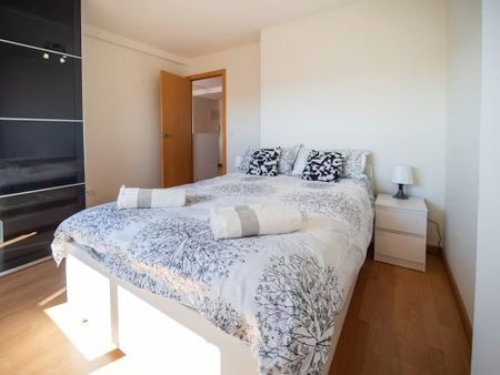 Carrer de Carcaixent, Valencia, Valencian Community 46007 - Photo 3