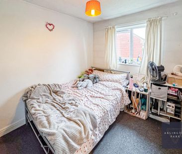 3 bedroom private hall to rent - Photo 5