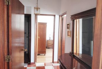 Apartamento T3 na Costa da Caparica semi-mobilado