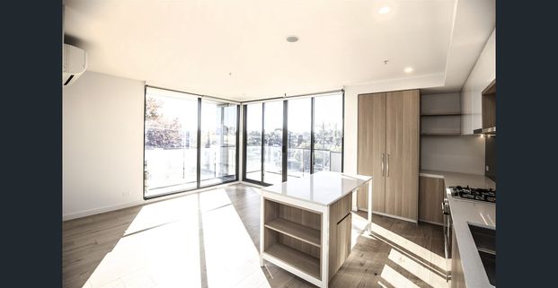 Modern Apartment, in a dream Eastern location - Photo 1