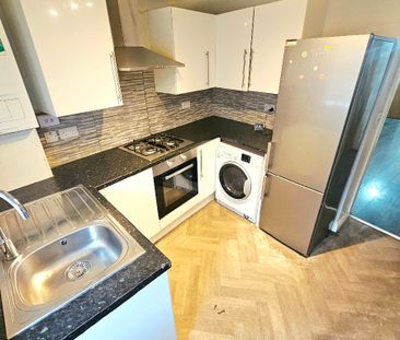 Prestage Street, Longsight, Manchester, M12 - Photo 4