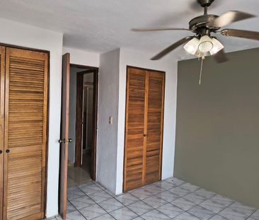 Casa en Renta para Oficinas Cerca de la UNIVA - Photo 1