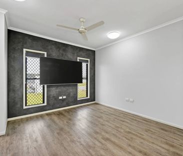 Fresh, Bright & Ready to Move In! - Photo 4