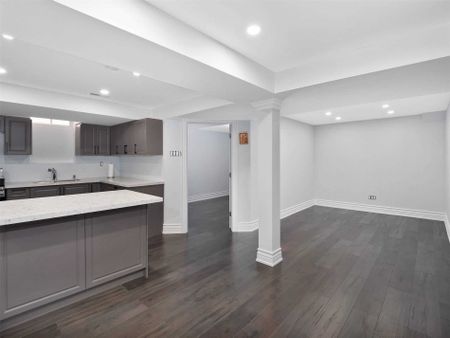 For Lease - 33 Retreat Boulevard, Vaughan, Ontario - Photo 2