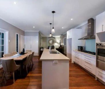 “Beautiful Home, 4 Bay Garage!” - Photo 6