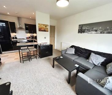 1 bedroom flat to rent - Photo 2