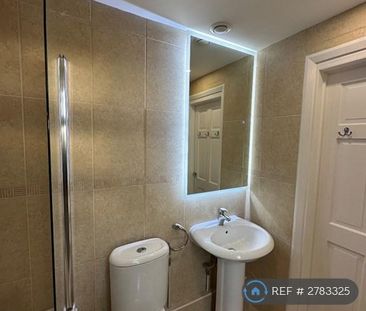 Studio to rent - Photo 6