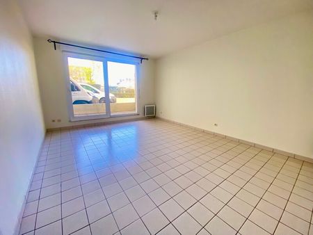 Location Appartement 2 pièces 48m² ORLEANS 45000 - Photo 5