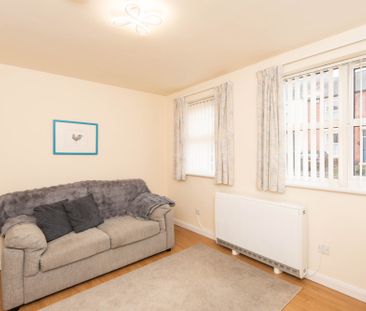 1 bedroom Apartment to rent - Photo 5