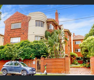 5/10a Mitford Street, St Kilda, Vic 3182 - Photo 2