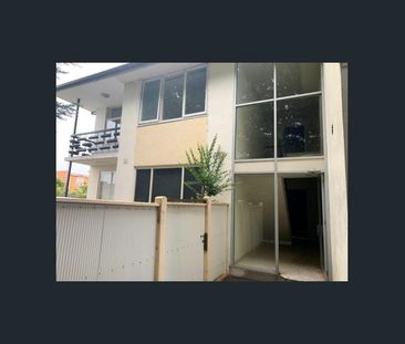 Just a stroll to Hadfield station!! - Photo 4