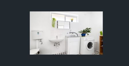 Impeccable Style in a Premier Location - Photo 4