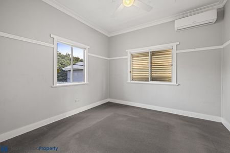 Convenience and space in East Toowoomba - Photo 4