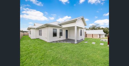 Brand New Luxury Living - Photo 5