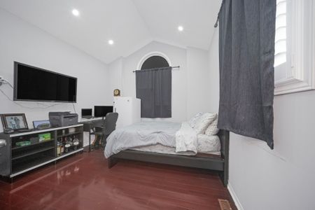 For Lease - 2 Checkerberry Crescent Unit# Upper, Brampton, Ontario - Photo 4