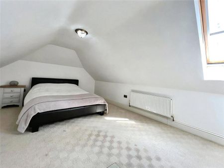 4 bedroom detached house to rent - Photo 5