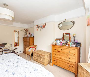 4 bedroom detached house to rent - Photo 6