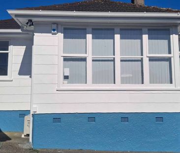 Ideal Location, Newly Refreshed! - Photo 4