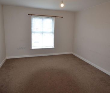 2 bedroom townhouse to rent - Photo 3