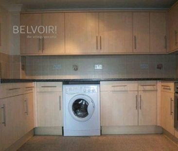 Flat to rent on - Photo 4