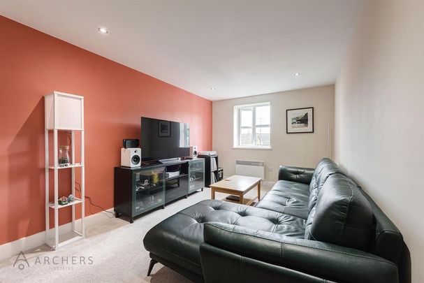 2 bedroom apartment to rent - Photo 1