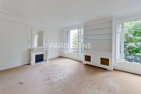Location Appartement 4 pièces 109m² - Photo 2
