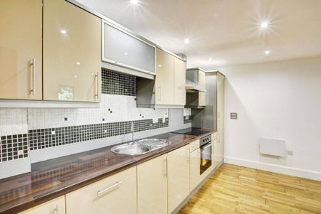 2 bedroom apartment to rent - Photo 4