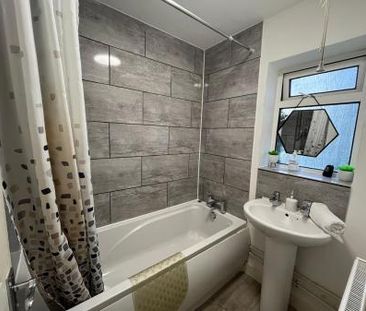 Hawthorn Avenue, Greenstead, Colchester, CO4 - Photo 1