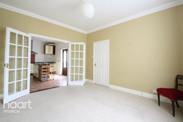 3 bedroom detached house to rent - Photo 1